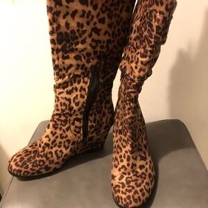 Leopard Print Knee-High Wedge Boots - Brown/Black